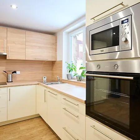 U Dzina-1 By Interhome アパート *