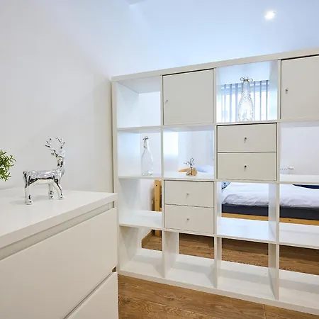 アパート U Dzina-1 By Interhome Polubný